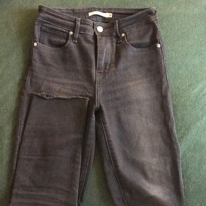 Levi’s 721 high rise skinny jeans